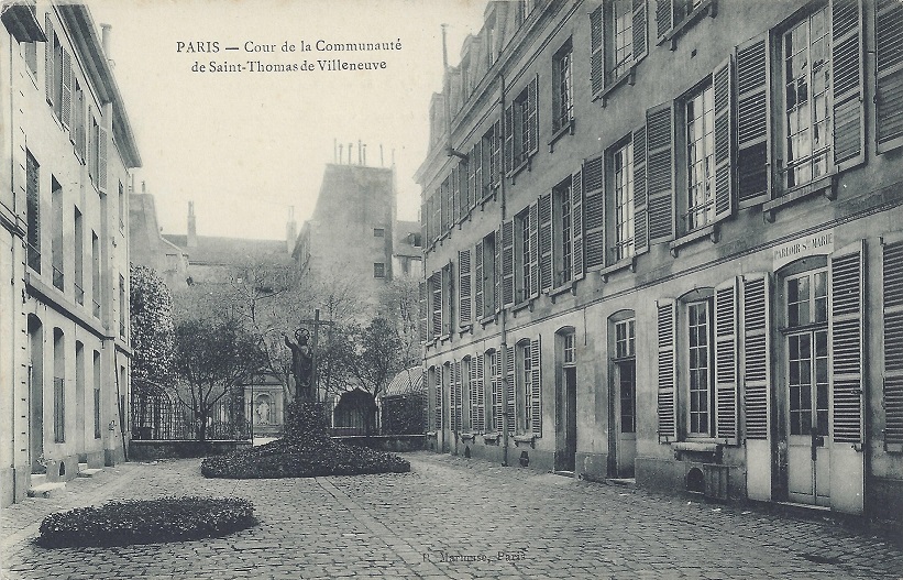 Cour de la communauté, au n°27