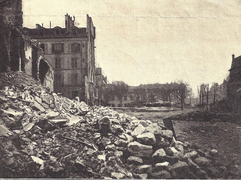 Travaux de démolition de la maison-mère