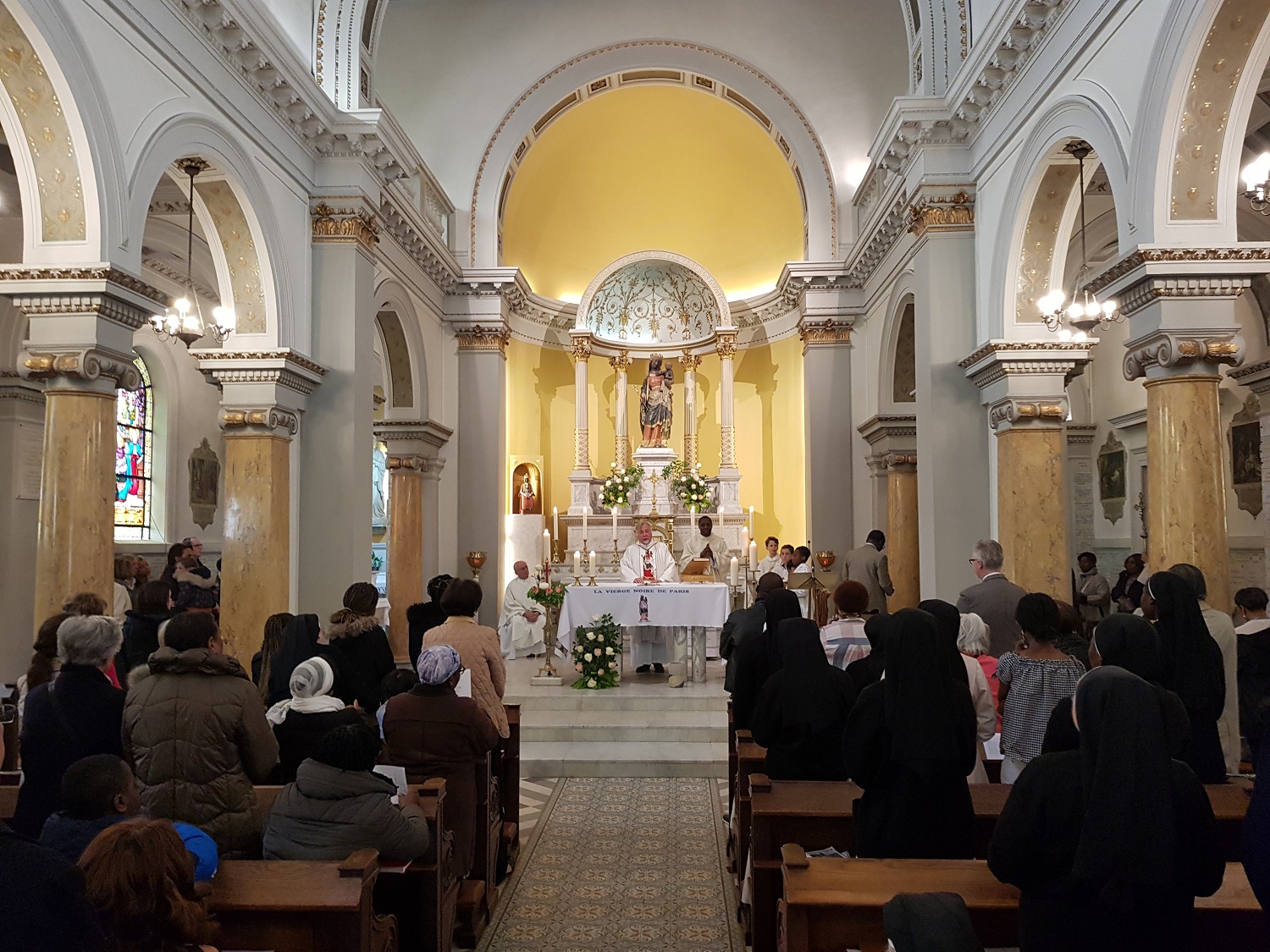 Messe d'installation célébrée par Mgr Aybram