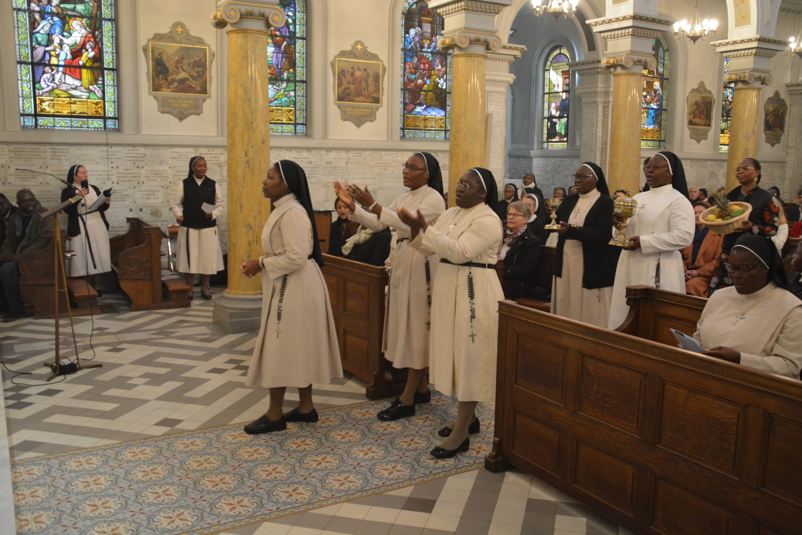 Procession des Offrandes © Archives Saint-Thomas de Villeneuve